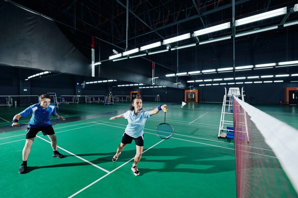 Mixed double playing badminton.jpg
